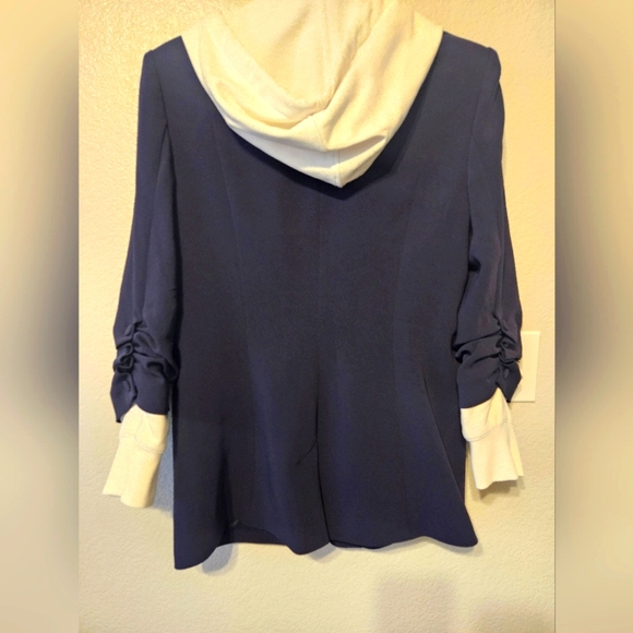 Cinq â Sept Women's Hooded Khloe - Picture 4 of 14